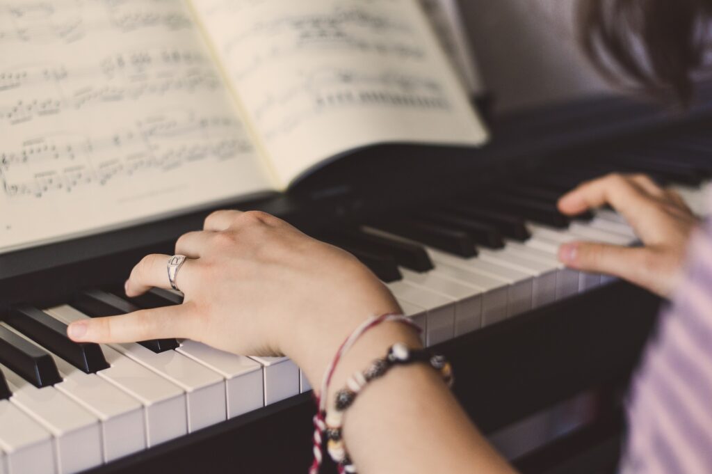 The essence of Piano performance. CH2 S2