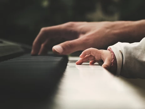 Piano lessons for 3 years old - Musical Stimulation
