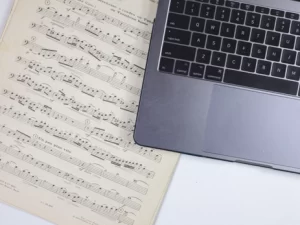 Benefits of Digital Sheet Music for Pianists