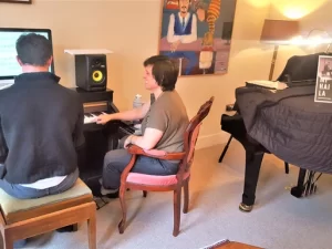 Enhance your intellectual abilities by learning piano