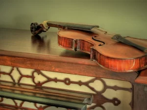 STRADIVARIUS VIOLINS: ANECDOTES