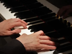 Piano fingering