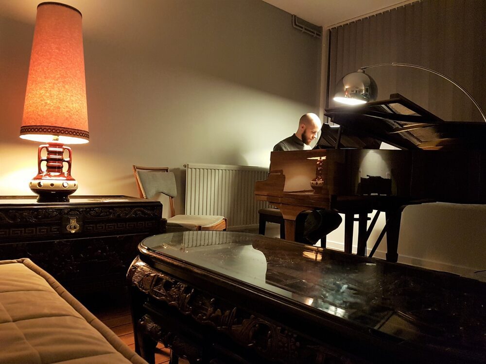 piano lessons london by wkmt