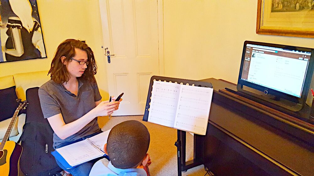 Guitar Barre Chords / teacher