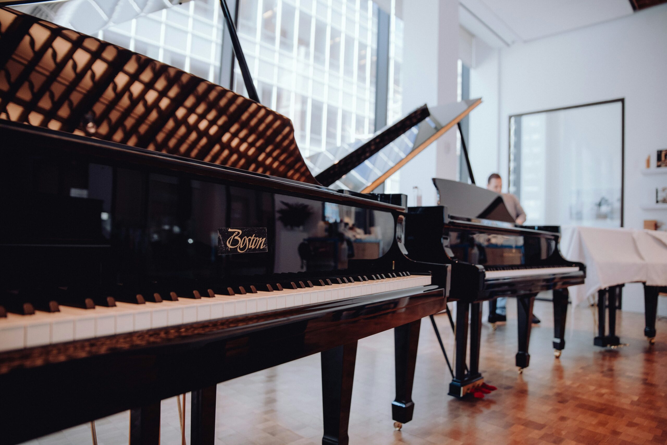 learn piano in london